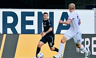 Max Kruse zog sich im Spiel gegen den VfL Osnabrück einen Muskelfaserriss zu. Auf Instagram sprach der SCP-Stürmer nun über seine Verletzung und mehr. - Besim Mazhiqi