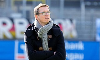 Michael Mutzel ist ein heißer Kandidat auf den Sportgeschäftsführer-Posten bei Arminia Bielefeld. Laut Hamburger Medien muss aber noch ein Detail geklärt werden. - IMAGO/foto2press