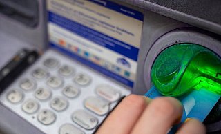 Die gefälschten Bauteile sind dem Original meist so gut nachempfunden, dass man den Unterschied nicht bemerkt. - Fernando Gutierrez-Juarez/dpa