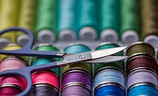 Nach der Tat mit der Schere musste sich die 54-Jährige vorm Amtsgericht Bad Oeynhausen verantworten. - Symolbild: Pixabay