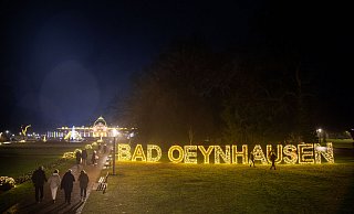 Der beleuchtete Schriftzug ist das beliebteste Fotomotiv bei den weihnachtlichen Lichtern. - Lino Mirgeler