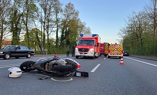 Der 42-jährige Rollerfahrer wurde bei dem Zusammenstoß schwer verletzt. - Thorsten Heß