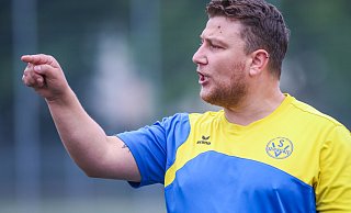 Trainer Bastian Metzdorf ist nicht mehr Coach der Heeper Fußballer. Foto: Sarah Jonek - Sarah Jonek Fotografie