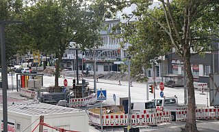 Die Bauarbeiten an der Friedrichstraße gehen in die nächste Phase. Das gesamte Projekt soll bis Ende November abgeschlossen werden. - Mareike Gröneweg