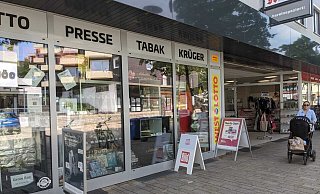 Unbekannte brachen am frühen Sonntagmorgen in ein Tabakgeschäft in der City-Passage in Bad Driburg ein. - Burkhard Battran