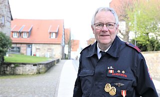 Heinrich Engemann ist mit 67 Jahren aus dem aktiven Feuerwehrdienst ausgeschieden. Mit 17 kam er zur Freiwilligen Feuerwehr - nachdem er schon knapp fünf Jahre davor schon zur Jugendfeuerwehr gekommen war. - Simone Flörke