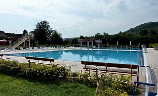 Das Freibad Beverungen ist wieder geöffnet - allerdings unter besonderen Auflagen. - Stadt Beverungen
