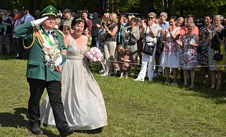 Das Kaiserpaar Franz-Josef Neuwöhner und Dagmar Diegel-Neuwöhner. - Karin Prignitz