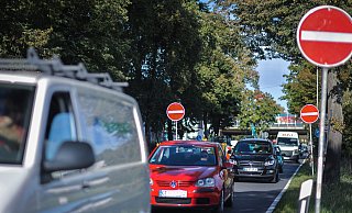 Die Autofahrer brauchten in den vergangenen Monaten auf der Strecke zwischen Bielefeld und Gütersloh in den regelmäßigen Staus viel Geduld. - Sarah Jonek Fotografie