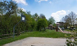 Auf dem Spielplatz an der Straße "Im Lehmstich" ereignete sich die Tat am vergangenen Samstag. Foto: - Stadt Porta Westfalica