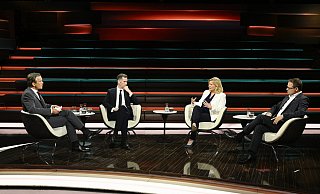 Markus Lanz (v. l.), Christian Dürr, Eva Quadbeck und Lars Bökenkröger diskutierten im ZDF über den Totschlag im Kurpark. - Markus Hertrich