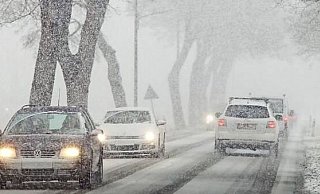 Vorsicht geboten: In Bielefeld wird mit Schnee und kalten Temperaturen eine gefährliche Mischung erwartet. - Sarah Jonek
