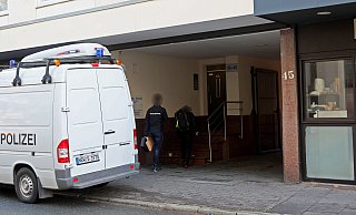 Eine Wohnung in einem Haus an der Rennstraße war im November 2022 Schauplatz einer blutigen Auseinandersetzung. Eine Mordkommission wurde eingesetzt. - Frank-Michael Kiel-Steinkamp