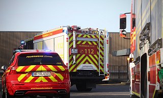 Die Freiwillige Feuerwehr der Stadt Löhne rückte am Dienstag zu einer Küchenfirma aus. - Felix Eisele