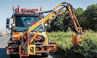 Nicht ungefährlich: Die Autobahnmeisterei Herford ist für die Grünschnitte an der Autobahn zuständig. - Symbolfoto: Mareike Gröneweg