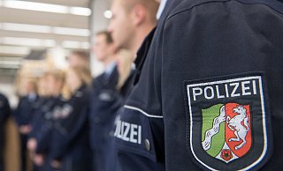 Ein 34-jähriger Mann aus Gütersloh will in den Polizeidienst übernommen werden. Das Bundesverwaltungsgericht in Leipzig hat nun eine Beschwerde von ihm zurückgewiesen. - Symbolfoto/dpa