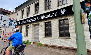 Die ehemalige Gadderbaumer Grill-Station ist seit November von der Stadt angemietet als Unterkunft für Obdachlose. - Kurt Ehmke