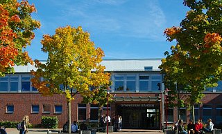Das Rahdener Gymnasium braucht für die Rückkehr zum neuen G9 zusätzlichen Raum. - Archiv Gymnasium Rahden