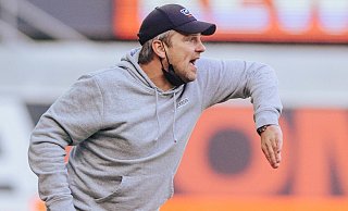 Bei regulären Testungen hat sich herausgestellt, dass sich Chef-Trainer Lukas Kwasniok mit dem Covid-19-Virus angesteckt hat. - Besim Mazhiqi