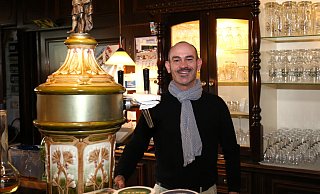 Domenico Vaccaro verabschiedet sich nach neun Jahren von seinen Gästen. Ab Mai übernimmt Sefky Turca das italienische Restaurant in Bad Holzhausen. - Ilka Gülker