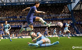 Sam Kerr ist der weibliche Superstar und die Coverfrau von "FIFA 23". Überhaupt wird den Fußballerinnen immer mehr virtuelle Präsenz gegeben - noch fehlt allerdings die deutsche Bundesliga. - Screenshot: EA