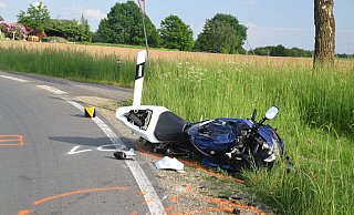 Das Motorrad blieb am Straßenrand liegen. - Mareike Patock