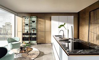 Dieses Foto zeigt eine Küche aus der Produktseire Pure. In die Produktion am Standort Löhne investiert das Unternehmen einen hohen Betrag. - SieMatic