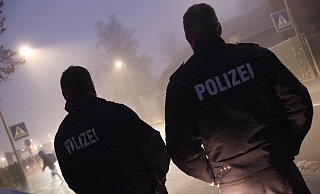 Am Schulzentrum Rödinghausen gab es eine große Verkehrskontrolle durch die Polizei und das Ordnungsamt. - JAN-HENRIK GERDENER