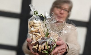 Die Kekse können auch ohne den Weihnachtsmarkt erworben werden. - David Knapp