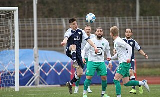 Torschütze: Adrian Mavretic (l.) traf in Emsdetten kurz nach der Halbzeit für den SC Herford. - Yvonne Gottschlich
