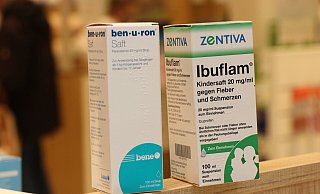 Fiebersäfte für Kinder mit dem Wirkstoff Paracetamol sind zur Zeit nicht zu bekommen, sagen Apotheker aus Enger und Spenge. Beim ibuprofenhaltigen Saft hat sich die Lage etwas entspannt. Foto: Mareike Gröneweg - Mareike Gröneweg