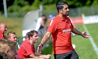 Theesens Trainer Engin Acar haderte mit der Chancenverwertung seiner Elf. - Peter Burkamp