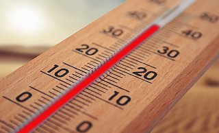 Heute wird es „muckelig warm“: Das Thermometer klettert hierzulande auf bis zu 37 Grad. - Pixabay/geralt