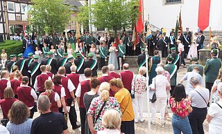 Ein majestätisches Bild bot sich den vielen Zuschauern beim Stadtschützenfest in Entrup. - Josef Köhne
