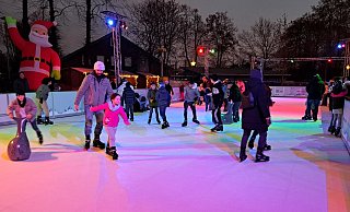 Pro Tag sind durchschnittlich 300 bis 400 Menschen auf der Schlittschuhbahn unterwegs gewesen. - Marion Pokorra