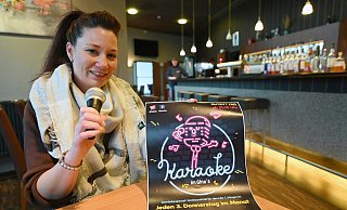 Gina Balke bietet in ihrer Restaurant-Bar in Höxter bald Karaoke-Abende an: eine Marktlücke im Kreis Höxter. - Thomas Kube