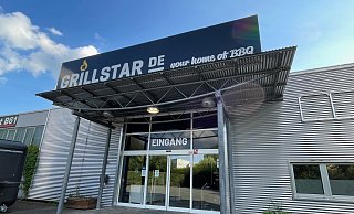 Der Verkauf beim insolventen Geschäft Grillstar.de an der Berliner Straße 504 läuft derzeit weiter. Für die 38 Mitarbeitenden bahnt sich indes eine gute Lösung ab Oktober an. - Lena-Vanessa Bleck