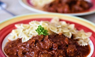 Vesperkirche 2024 in Harsewinkel: Jeden Tag wird es ein Gericht mit Fleisch und ein vegetarisches Gericht zur Auswahl geben. - Symbolfoto/Pixabay