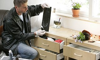 Der Polizei wurden gleich mehrere Einbrücke in den vergangenen Tagen im Lübbecker Land gemeldet. - (Symbolbild): Polizeiliche Kriminalprävention der Länder und des Bundes/http://www.polizei-beratung.de