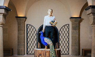 Auch in diesem Jahr begeht das Erzbistum Paderborn das traditionelle Fest zu Ehren seines Schutzpatrons, dem heiligen Liborius, der in der Krypta mit einer modernen Statue dargestellt wird. - Besim Mazhiqi / Erzbistum Paderborn
