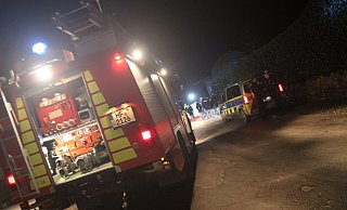 An der Alten Quernheimer Straße in Kirchlengern kam es am Freitagabend zu einem schweren Unfall. - Jan-Henrik Gerdener