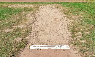 Die Weitsprung-Anlage auf dem Spradower Sportplatz. - Gordon Koch