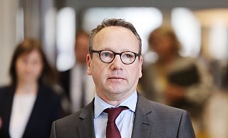 NRW-Justizminister Benjamin Limbach (Grüne) äußert sich im Interview zum Fall Bethel. - Oliver Berg NRW-Justizminister Benjamin Limbach (Grüne) äußert sich im Interview zum Fall Bethel. - Oliver Berg