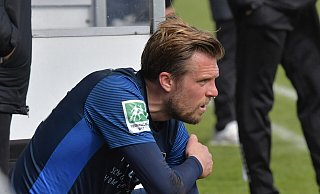 Eine besondere Verbindung hat oliver Zech zudem zu seinem aktuellen Trainer Daniel Brinkmann. Die beiden spielen zusammen Tennis - beide Familien fahren zudem regelmäßig gemeinsam in den Urlaub. - Jens Dünhölter