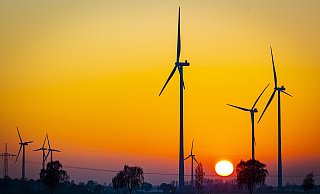NRW will bis 2027 im Land 1.000 neue Windkraftanlagen errichten. - Moritz Frankenberg