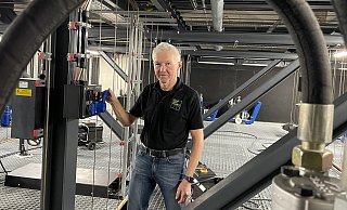 Bernhard Brinkert ist zum Jahreswechsel in den Ruhestand gegangen. Sein Nachfolger als Technischer Leiter beim Gütersloher Theater ist Daniel Adriaans. - Kulturräume Gütersloh