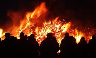 Der Nabu äußert Kritik an Osterfeuern im Kreis Herford. - Symbolbild: Pixabay