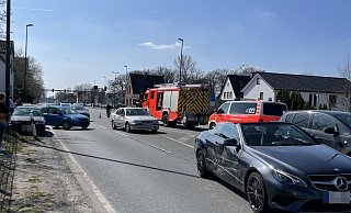 Der Unfall steht kurz vor dem Jahrestag: Am Samstag, 26. März 2022, hatte sich der Crash auf der B61, kurz hinter der Kreuzung an den Gütersloher Stadtwerken, ereignet. - privat
