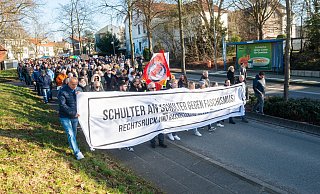 Nach dem Bekanntwerden der Correctiv-Recherchen zu den Remigrationsplänen Rechtsextremer gab es bundesweit und wie bereits im Januar in Bünde viele Demonstrationen. Wie Kommunen und Zivilgesellschaft im Kampf gegen rechts zusammen aktiv werden können, war Thema des Auftaktes der kreisweiten Aktionswochen gegen Rassismus. - Ralf Bittner
