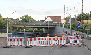 Die Absperrungen auf der Ringstraße sind am Wochenende von zahlreichen Autofahrern nur als Hinweise gewertet worden. - Ulf Hanke